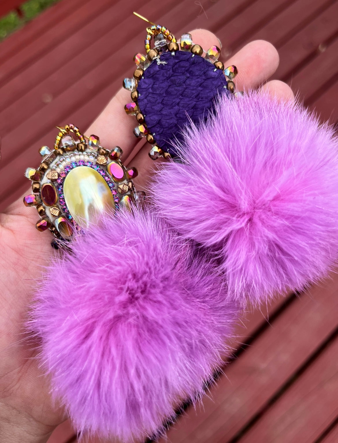 SHELL + LIGHT PURPLE RABBIT FUR PUFFS W SALMON SKIN BACKING