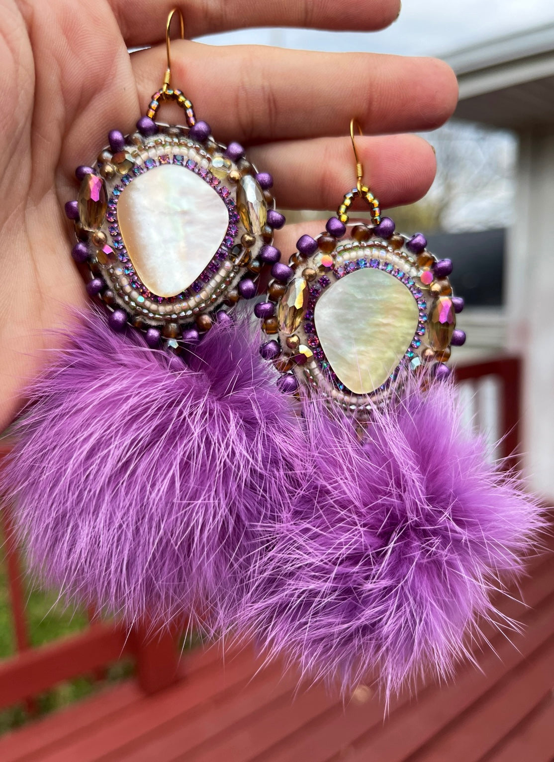 SHELL + PURPLE RABBIT PUFFS W SALMON SKIN BACKING