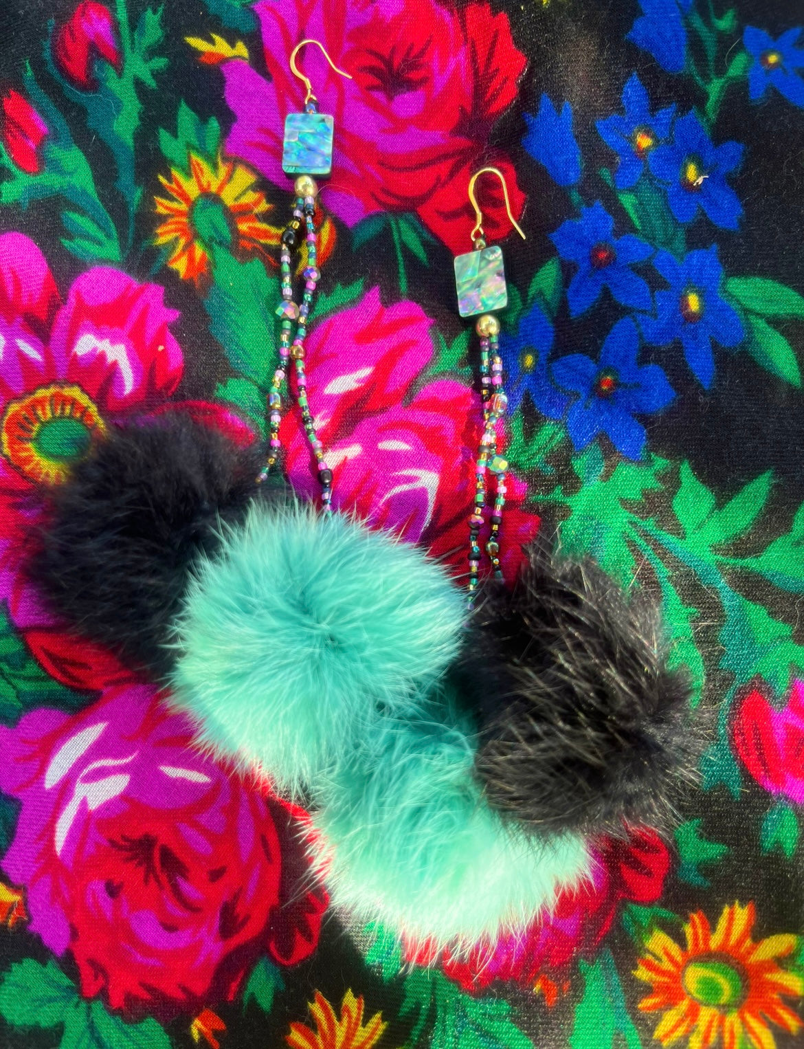 DOUBLE RABBIT FUR DROPS [BLUE]