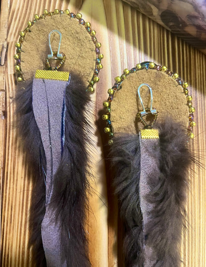 SHELL STATEMENTS WITH DETACHABLE BEAVER FUR