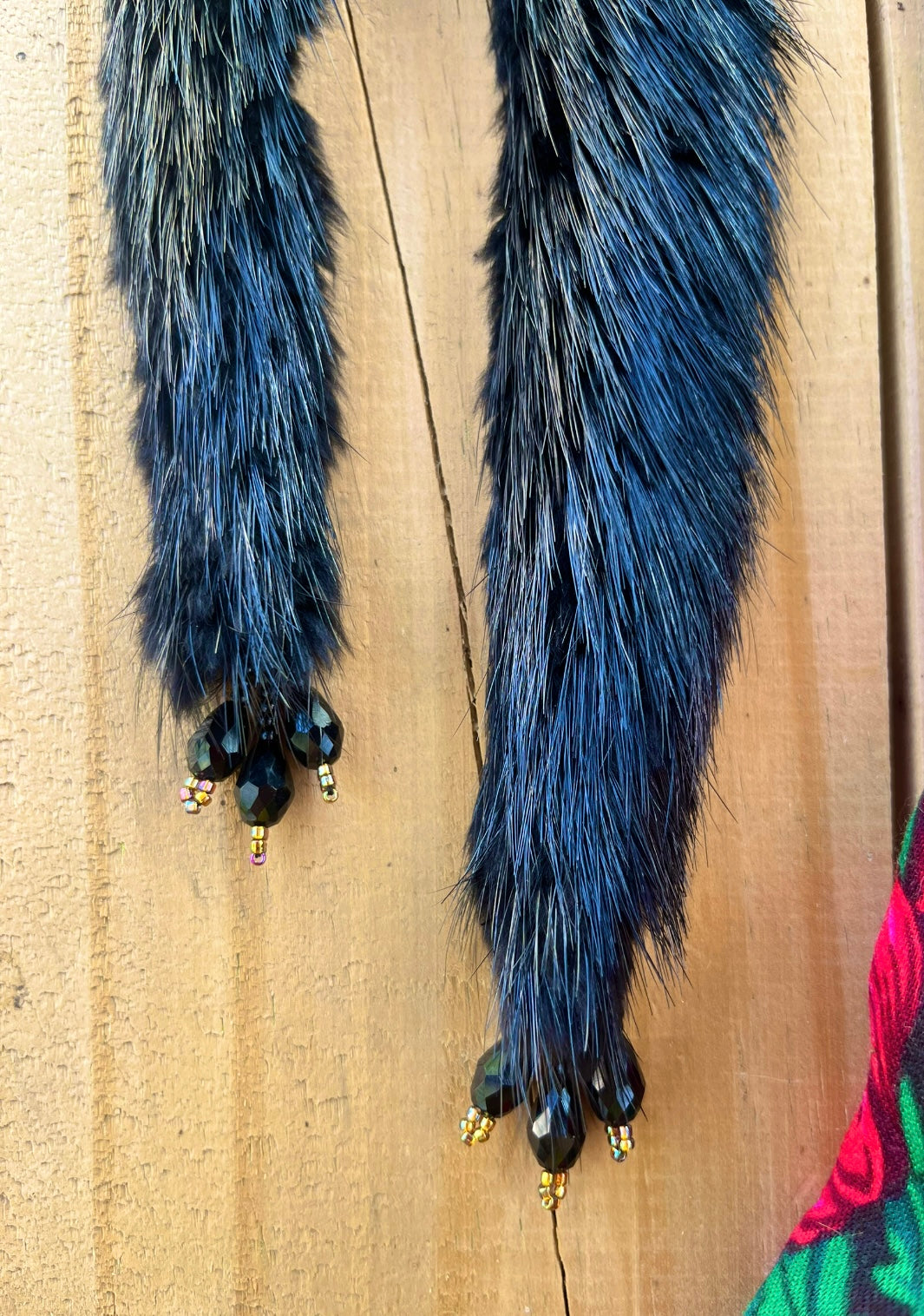 DETACHABLE BEAVER FUR STATEMENTS