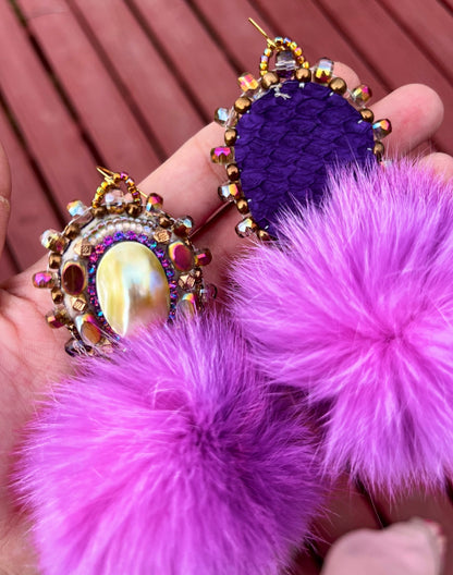 SHELL + LIGHT PURPLE RABBIT FUR PUFFS W SALMON SKIN BACKING