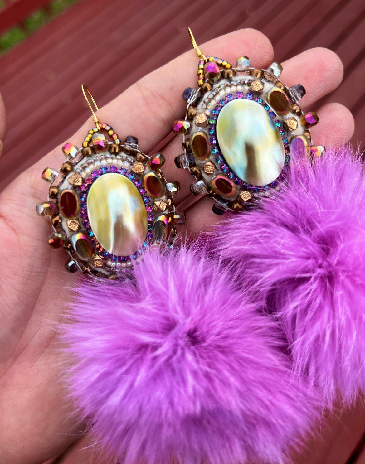 SHELL + LIGHT PURPLE RABBIT FUR PUFFS W SALMON SKIN BACKING