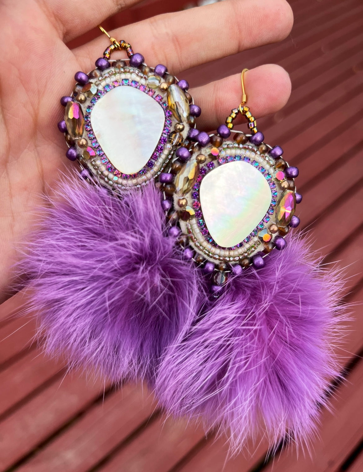 SHELL + PURPLE RABBIT PUFFS W SALMON SKIN BACKING